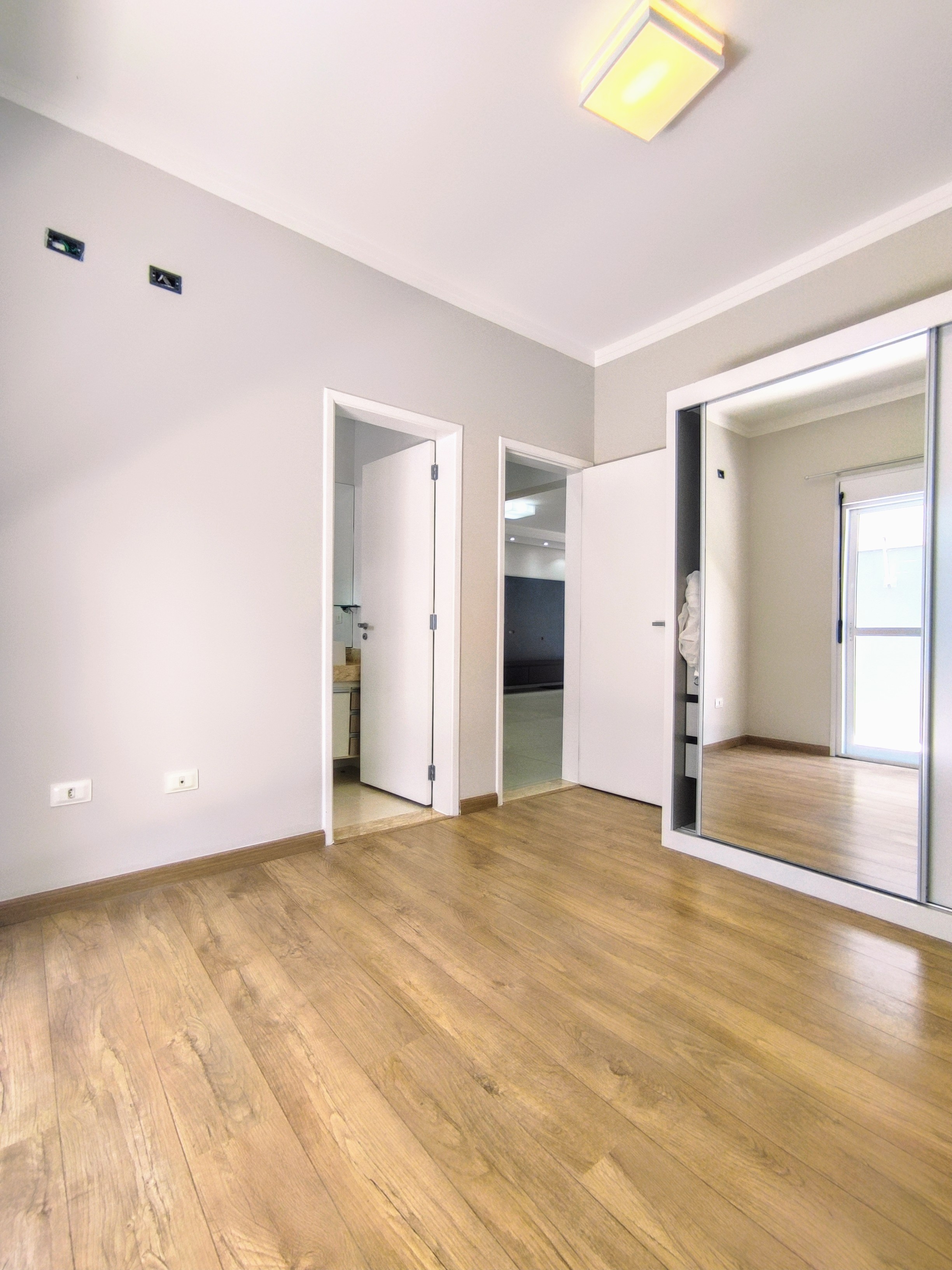 Imagem Casa de Condomínio com 4 Quartos à Venda ou Locação, 220 m²em Condomínio Reserva da Serra - Jundiaí Imagem Casa de Condomínio com 4 Quartos à Venda ou Locação, 220 m²em Condomínio Reserva da Serra - Jundiaí