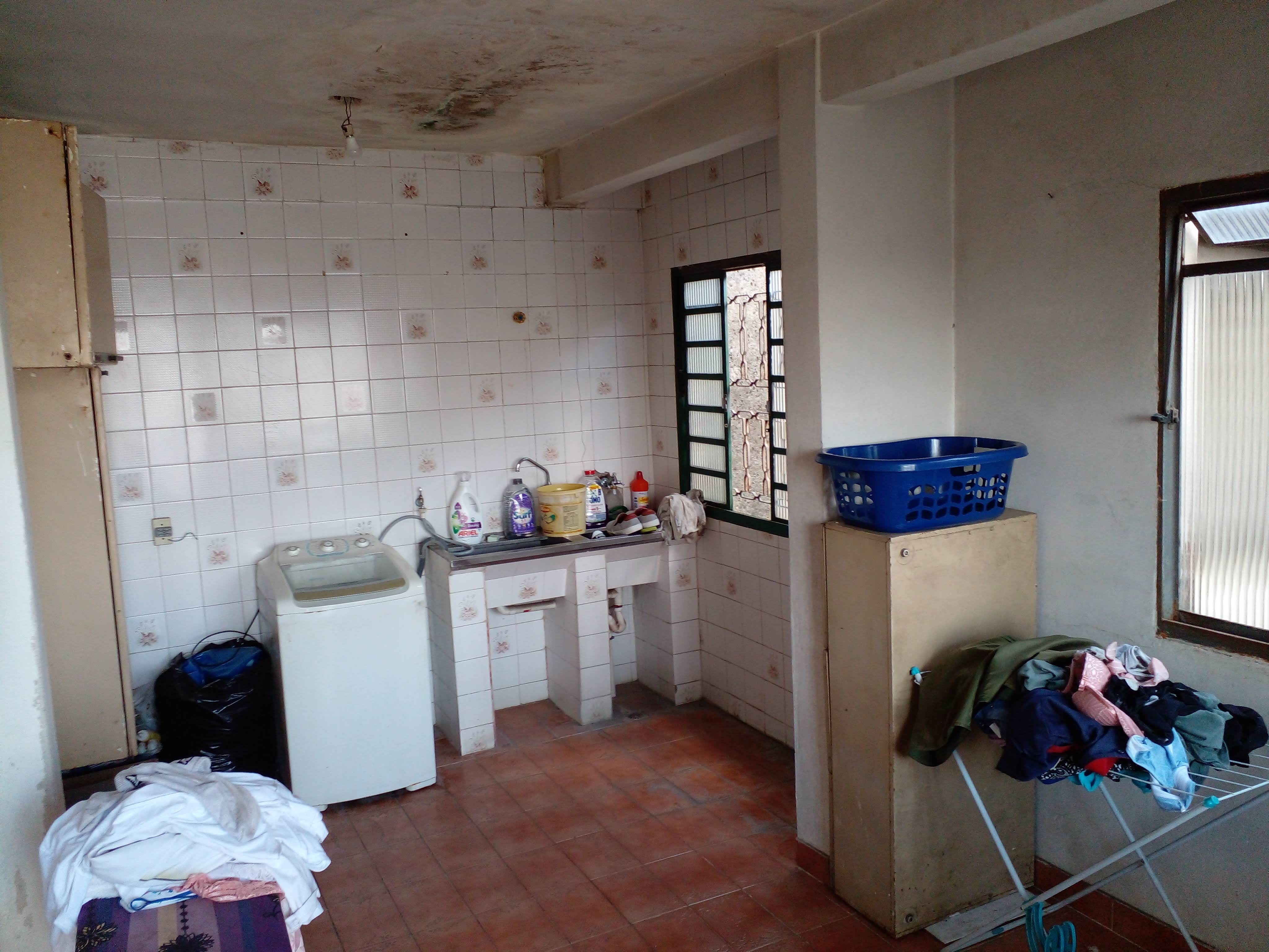 Imagem Casa com 2 Quartos à Venda, 163 m²em Vila Cecília - Mogi das Cruzes