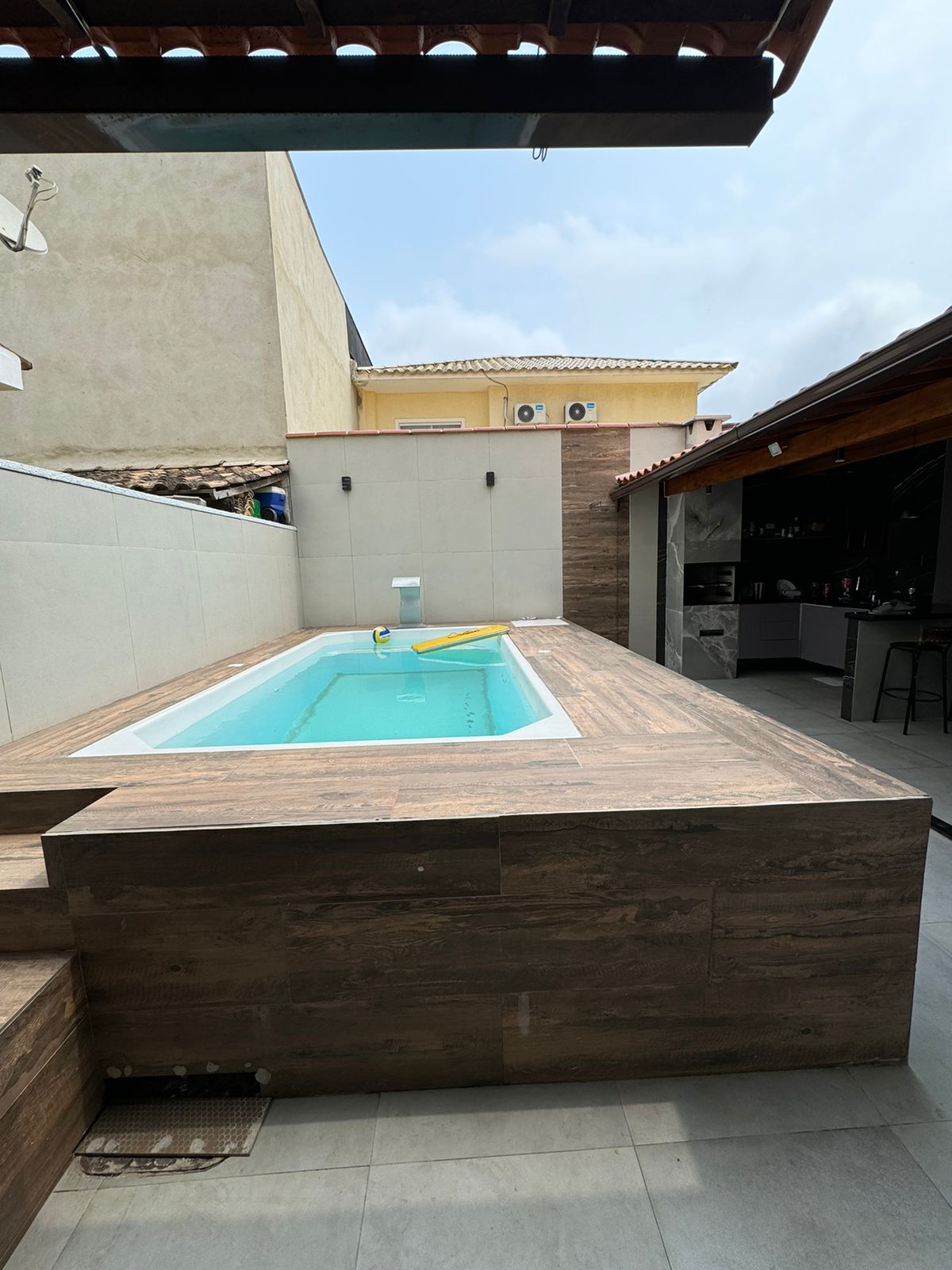 Imagem Casa de Condomínio com 2 Quartos à Venda, 100 m² em Campo Grande - Rio de Janeiro
