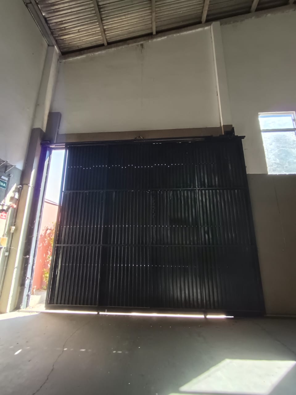 Imagem Galpão à Venda, 1.655 m² em Atibaia Jardim - Atibaia Imagem Galpão à Venda, 1.655 m² em Atibaia Jardim - Atibaia