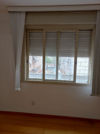 Imagem Apartamento com 1 Quarto à Venda,  em Passo da Areia - Porto Alegre