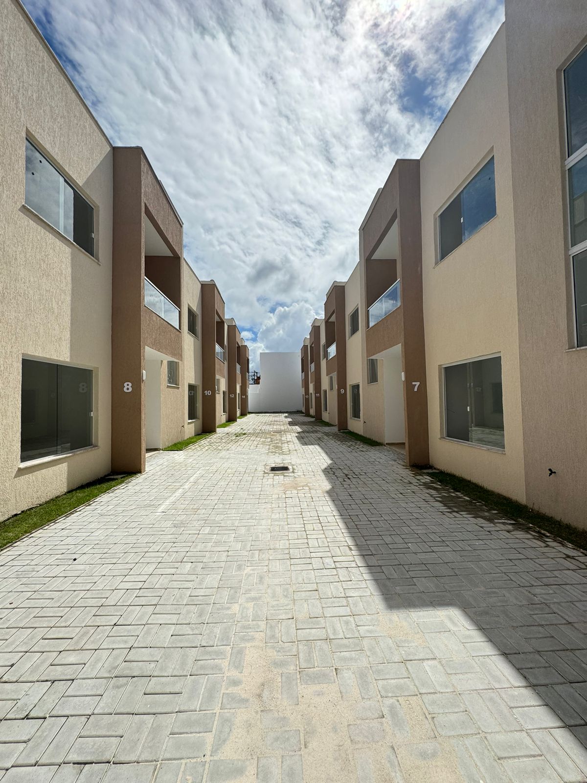 Imagem Casa de Condomínio com 3 Quartos à Venda, 105 m²em Ipitanga - Lauro de Freitas Imagem Casa de Condomínio com 3 Quartos à Venda, 105 m²em Ipitanga - Lauro de Freitas