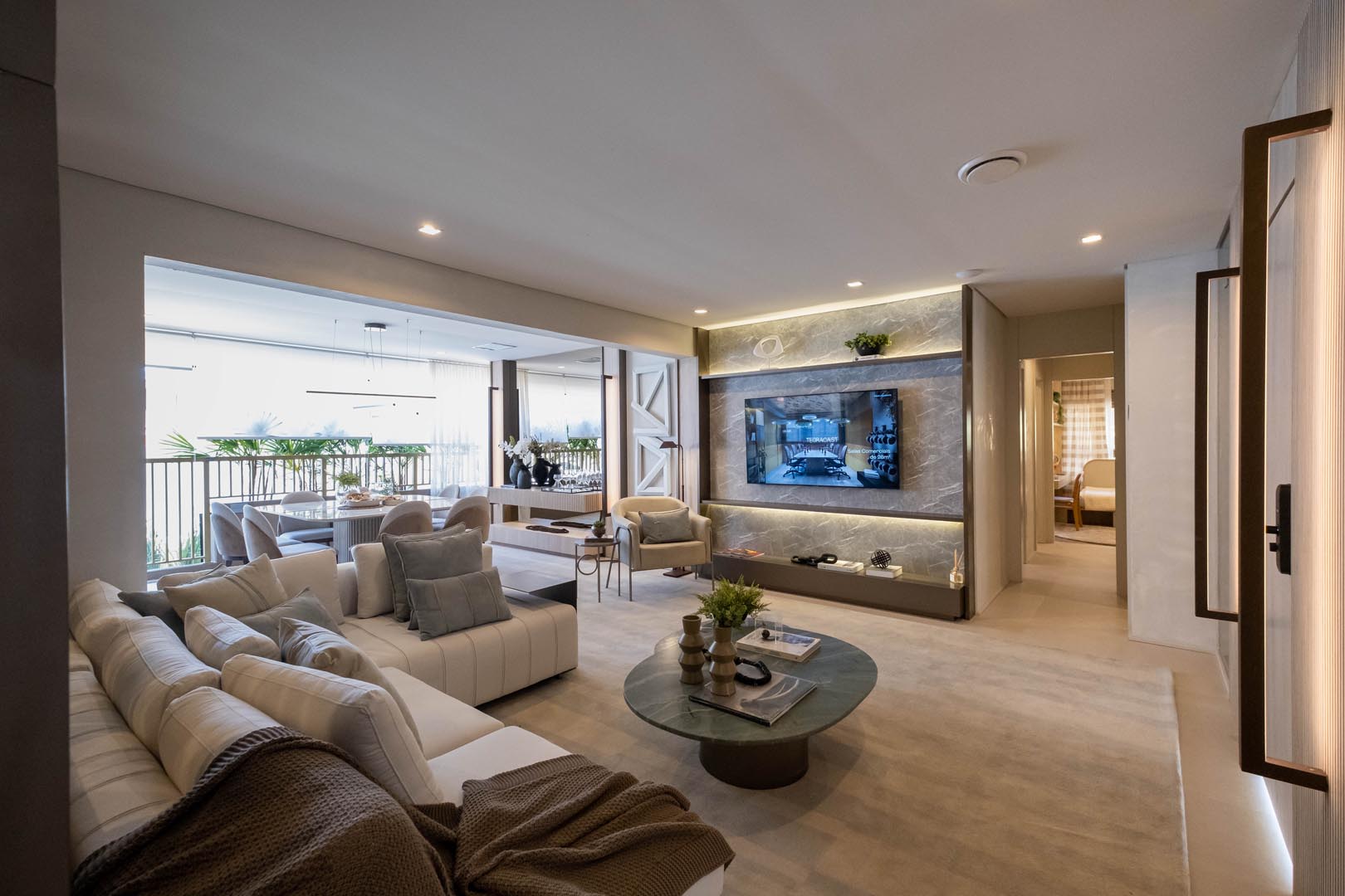 Imagem Apartamento com 3 Quartos à Venda, 123 m²em Moema - São Paulo
