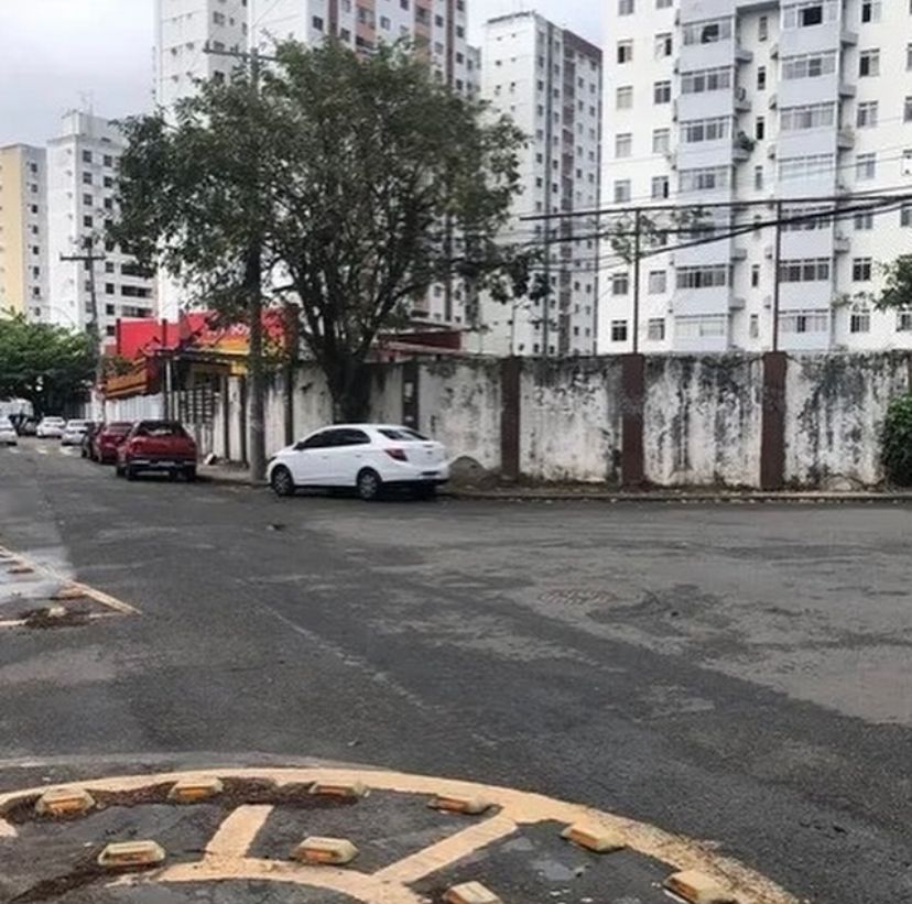 Imagem Terreno para Alugar, 1 m²em Imbuí - Salvador Imagem Terreno para Alugar, 1 m²em Imbuí - Salvador