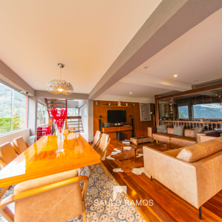 Imagem Casa de Condomínio com 8 Quartos à Venda, 430 m² em Itaipava - Petrópolis