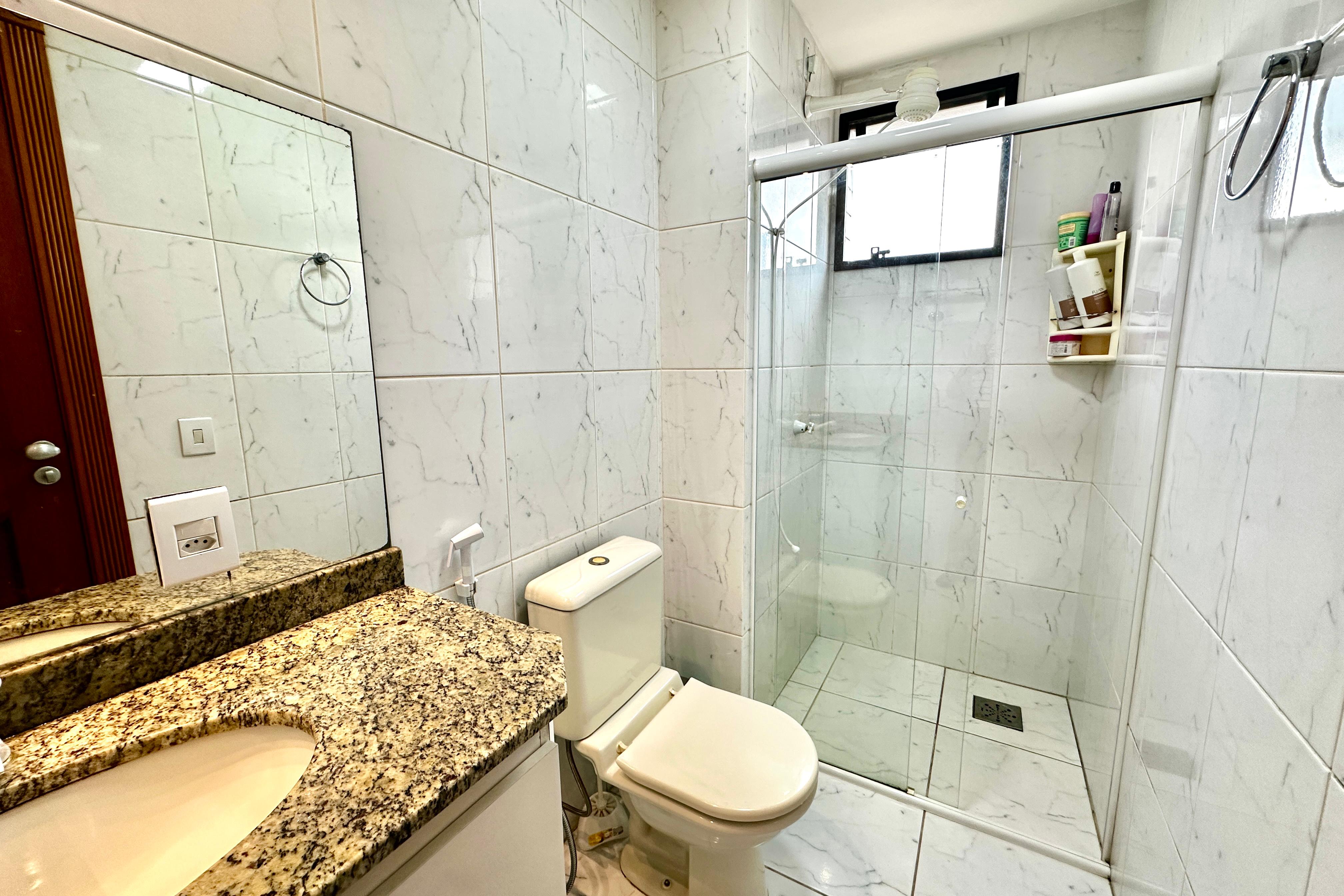 Imagem Apartamento com 3 Quartos à Venda, 125 m²em Umarizal - Belém
