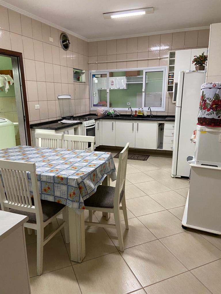 Imagem Sobrado com 3 Quartos à Venda, 166 m²em Jardim Rina - Santo André