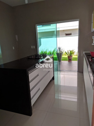 Imagem Casa de Condomínio com 3 Quartos à Venda, 210 m² em Pium (Distrito Litoral) - Parnamirim