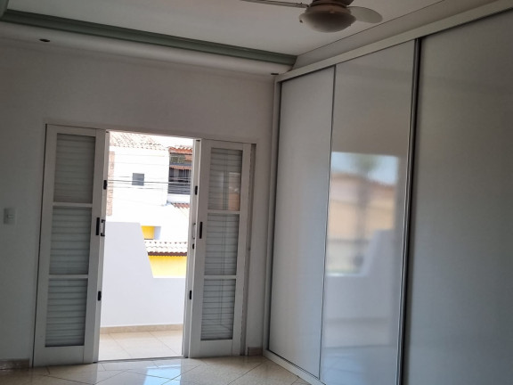 Imagem Casa com 3 Quartos à Venda, 180 m²em Jardim Ana Maria - Sorocaba Imagem Casa com 3 Quartos à Venda, 180 m²em Jardim Ana Maria - Sorocaba