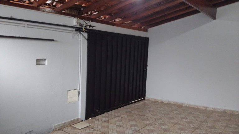 Imagem Sobrado com 3 Quartos para Alugar, 140 m²em Jardim das Laranjeiras - Limeira Imagem Sobrado com 3 Quartos para Alugar, 140 m²em Jardim das Laranjeiras - Limeira