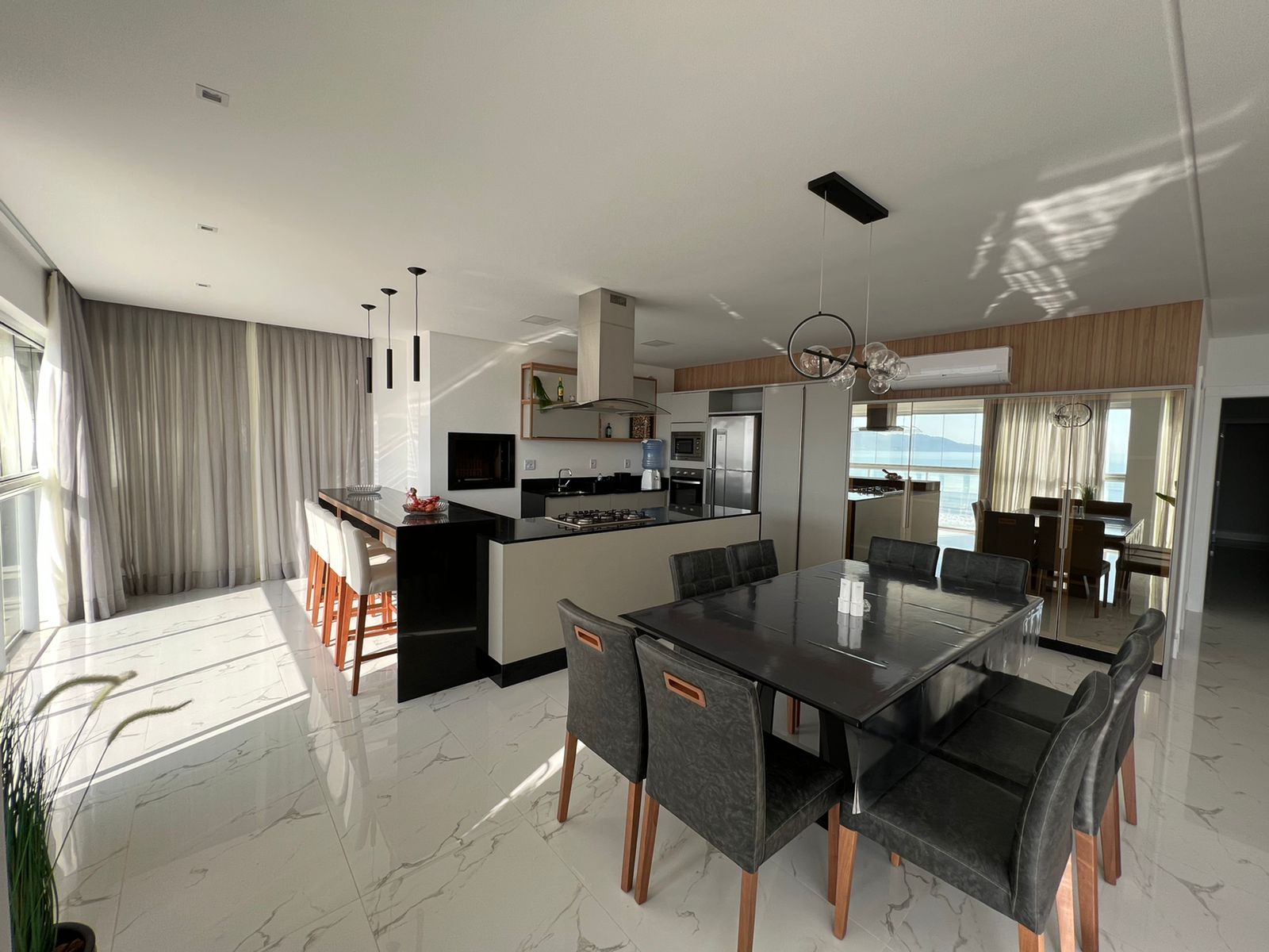 Imagem Apartamento com 4 Quartos à Venda, 202 m² em Meia Praia - Itapema