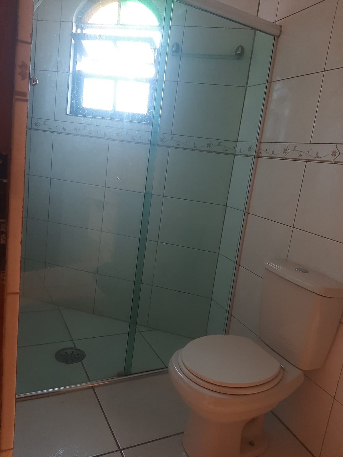 Imagem Casa com 3 Quartos à Venda, 250 m²em Vila Silviânia - Carapicuíba