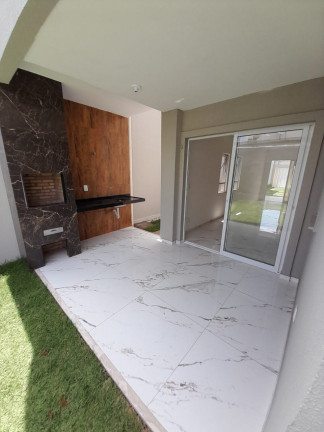 Imagem Casa com 3 Quartos à Venda, 123 m² em Centro - Eusébio Imagem Casa com 3 Quartos à Venda, 123 m² em Centro - Eusébio