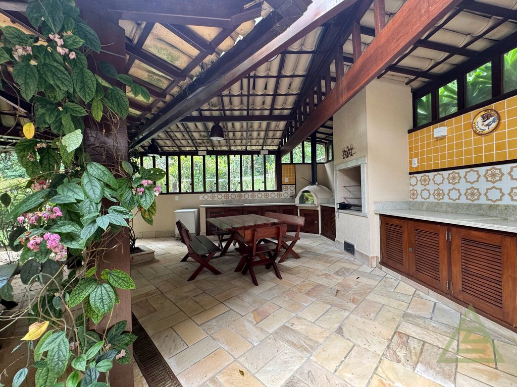 Imagem Casa de Condomínio com 4 Quartos à Venda, 273 m² em Cuiabá - Petrópolis Imagem Casa de Condomínio com 4 Quartos à Venda, 273 m² em Cuiabá - Petrópolis