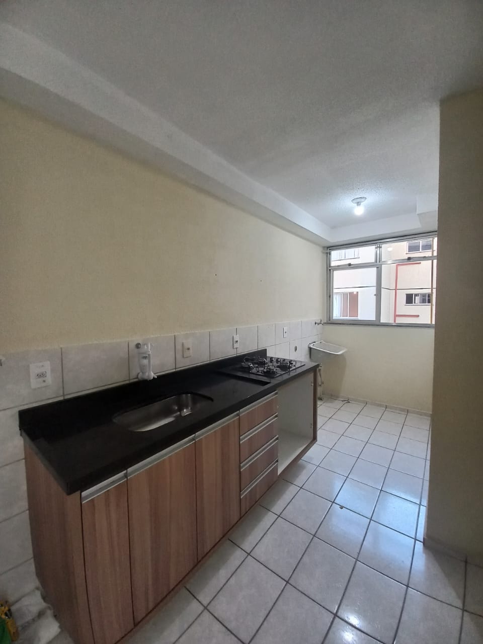 Imagem Apartamento com 2 Quartos à Venda, 45 m²em Inhoaíba - Rio de Janeiro