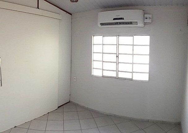 Imagem Casa com 6 Quartos à Venda, 220 m² em Curió-Utinga - Belém