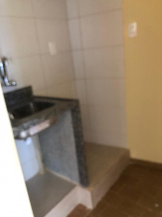 Kitnet para Alugar, 28 m² em Olaria - Rio de Janeiro