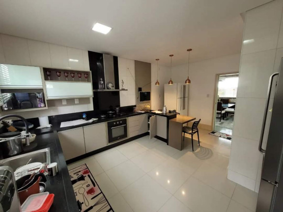 Imagem Casa de Condomínio com 4 Quartos à Venda, 506 m² em Olho D'Água - São Luís
