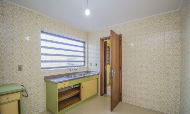 Imagem Casa com 3 Quartos à Venda, 246 m² em Jardim Lindóia - Porto Alegre