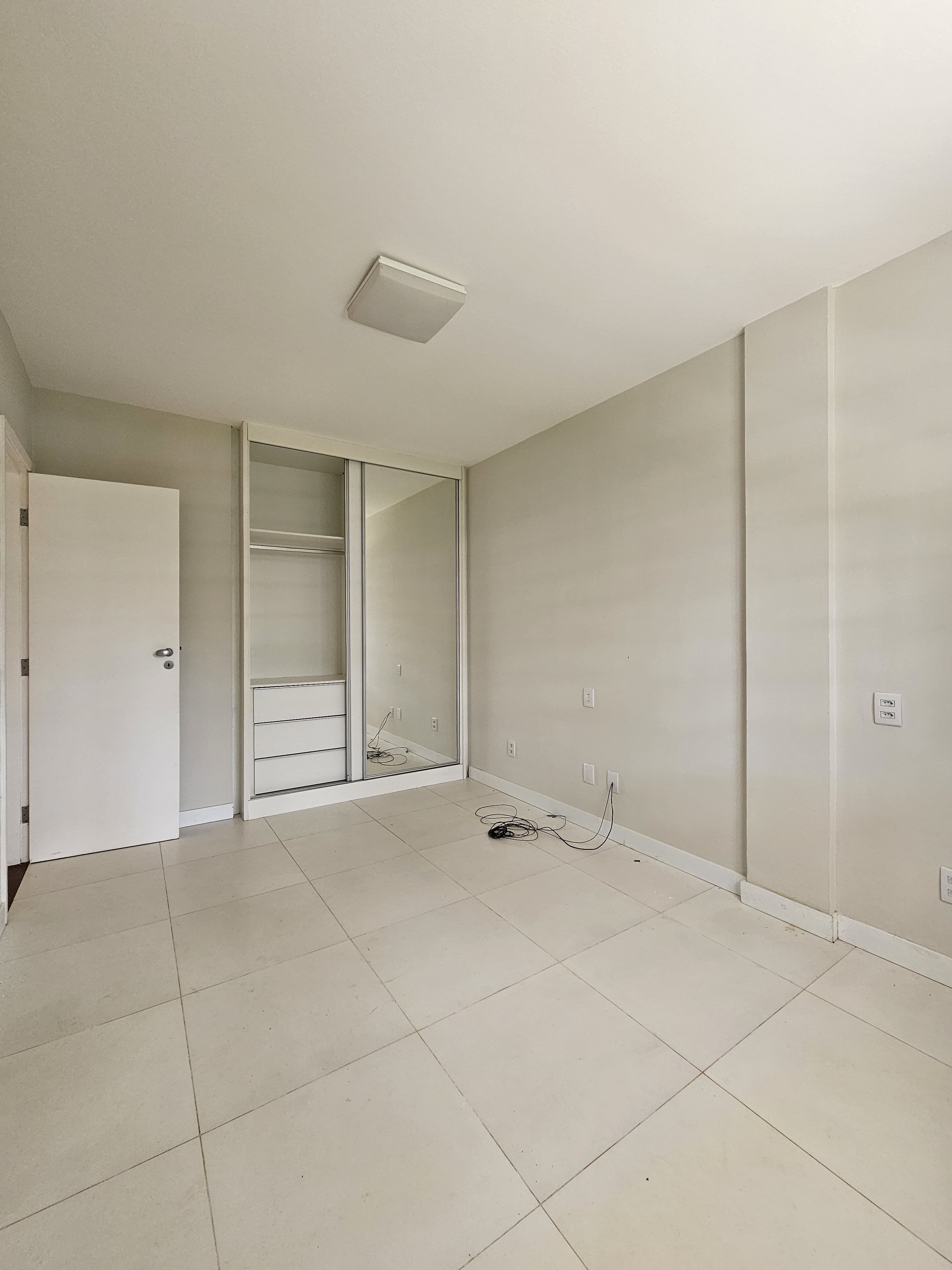 Imagem Apartamento com 2 Quartos à Venda, 123 m²em Portão - Lauro de Freitas Imagem Apartamento com 2 Quartos à Venda, 123 m²em Portão - Lauro de Freitas
