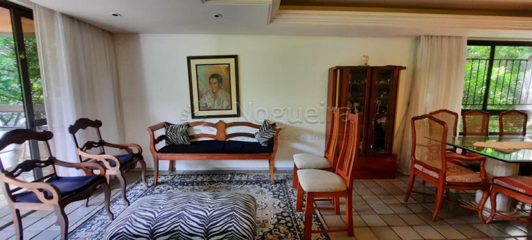 Imagem Apartamento com 3 Quartos à Venda, 213 m² em Graças - Recife