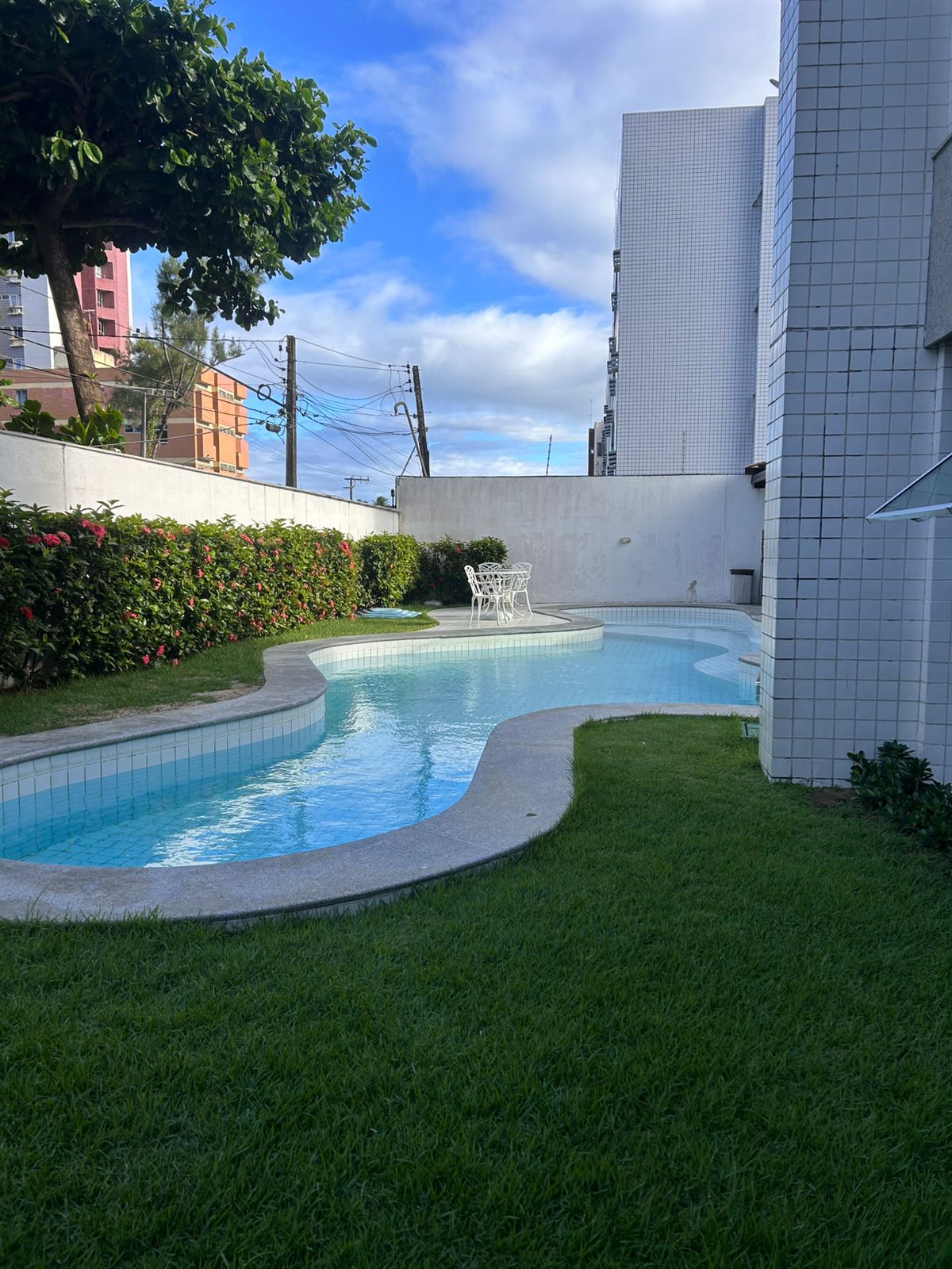 Imagem Apartamento com 3 Quartos à Venda ou Locação, 64 m² em Candeias - Jaboatão dos Guararapes Imagem Apartamento com 3 Quartos à Venda ou Locação, 64 m² em Candeias - Jaboatão dos Guararapes