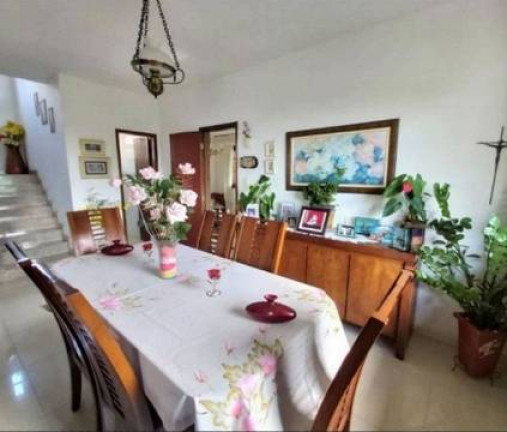 Imagem Casa com 4 Quartos à Venda, 298 m² em Lagoinha - Belo Horizonte Imagem Casa com 4 Quartos à Venda, 298 m² em Lagoinha - Belo Horizonte