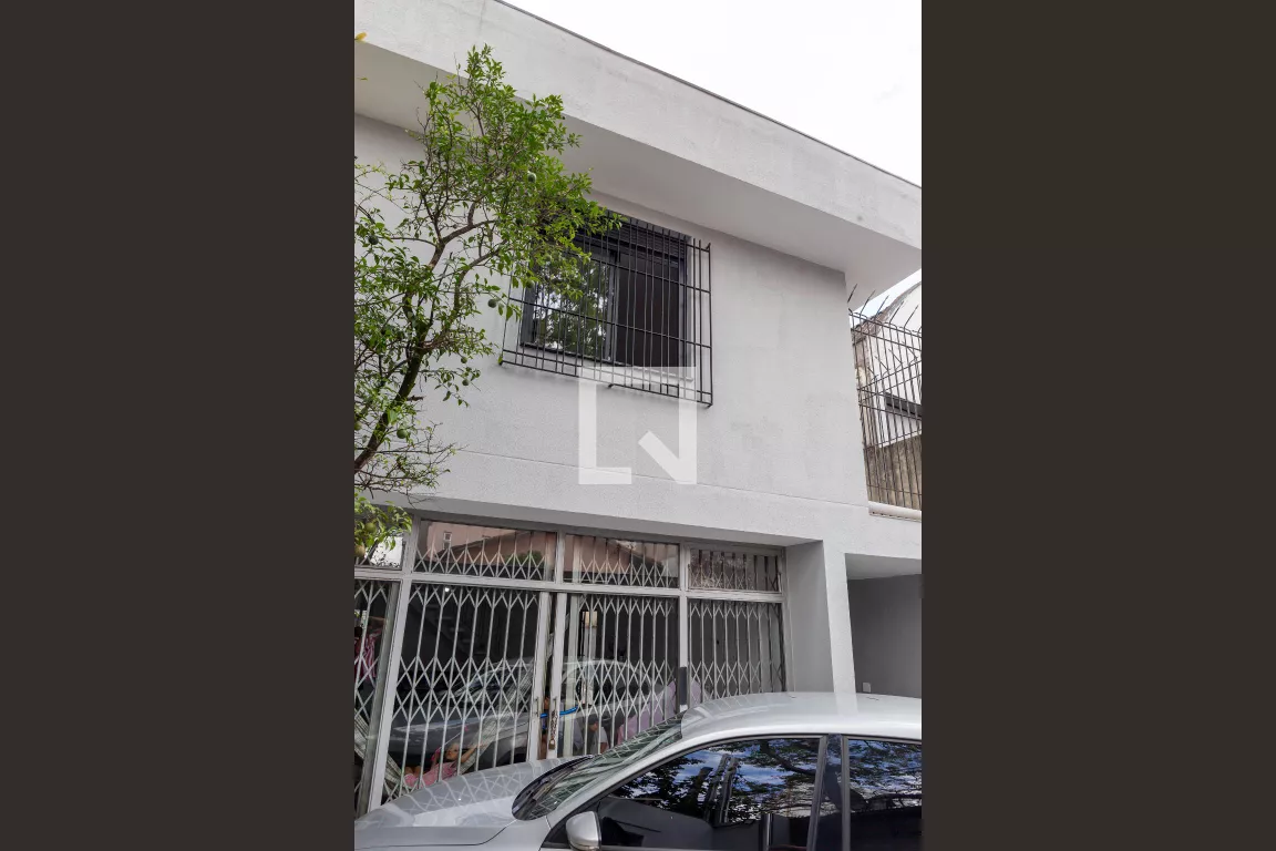 Imagem Casa com 4 Quartos à Venda, 257 m²em Vila Gumercindo - São Paulo