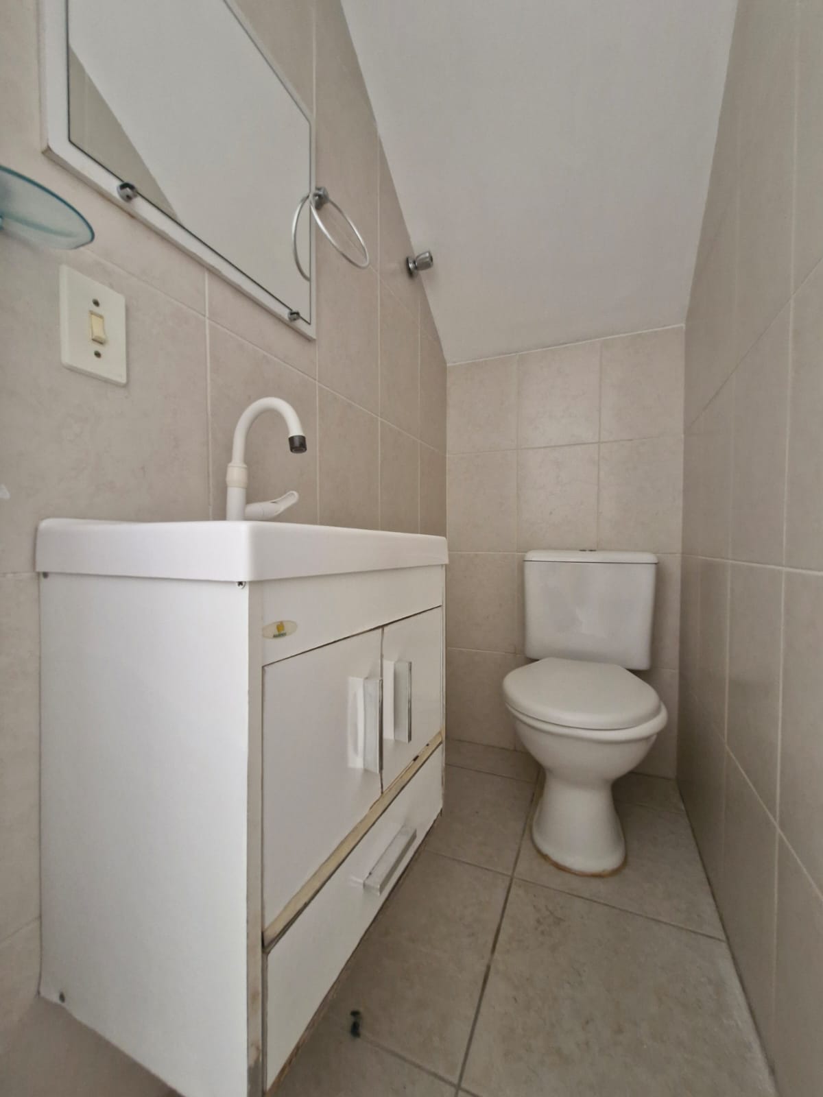 Imagem Casa de Condomínio com 2 Quartos à Venda, 82 m²em Vila Zat - São Paulo