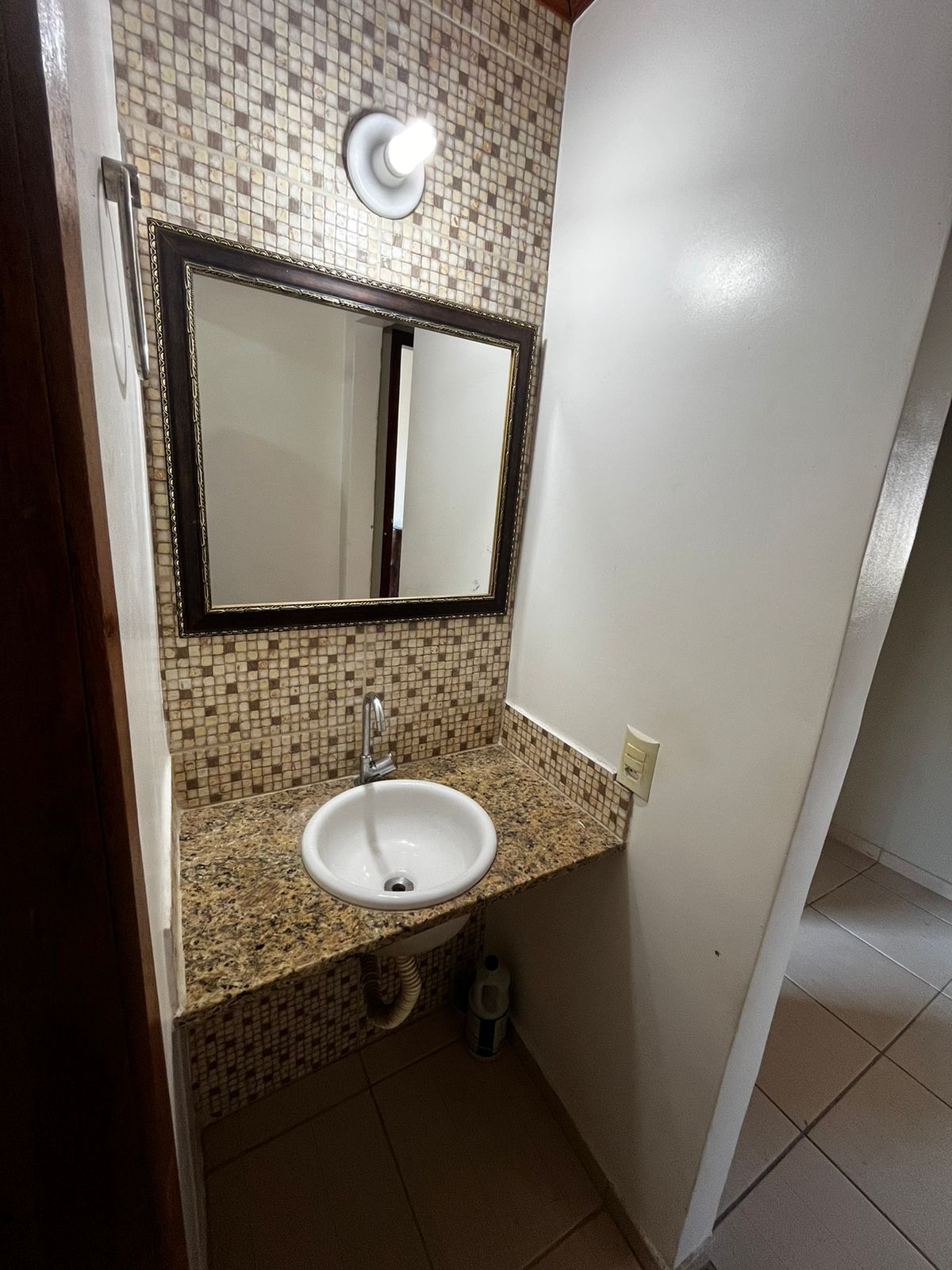 Imagem Sobrado com 2 Quartos para Alugar, 70 m² em Sol e Mar - Macaé Imagem Sobrado com 2 Quartos para Alugar, 70 m² em Sol e Mar - Macaé