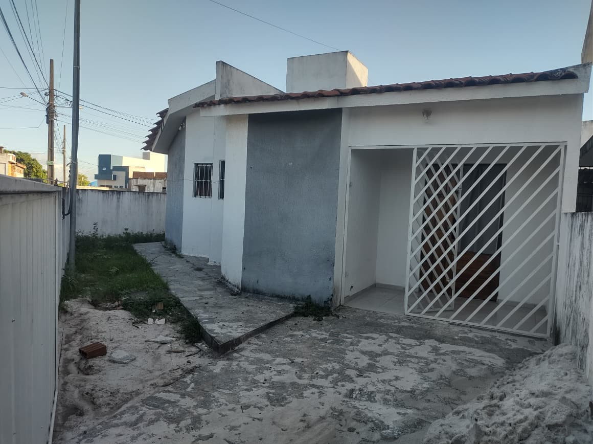 Casa com 2 Quartos à Venda, 200 m² em Jardins - Santa Rita