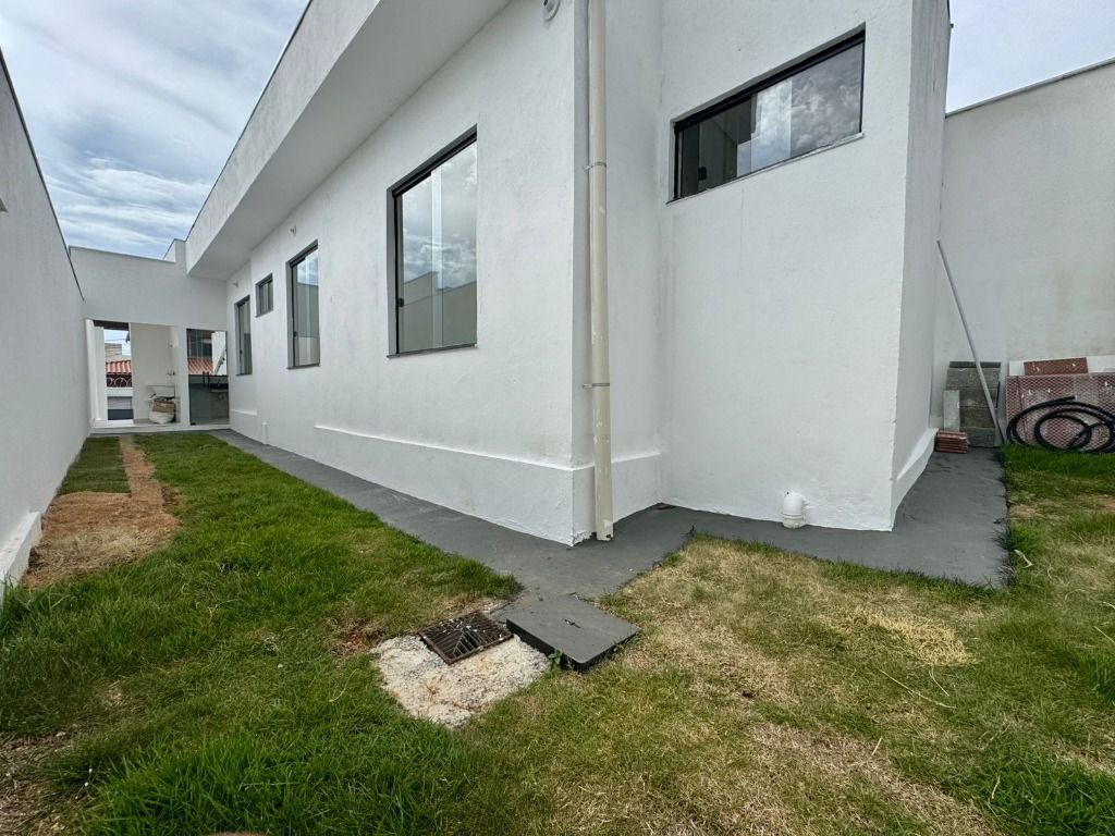 Imagem Casa com 3 Quartos à Venda, 83 m² em Jardim Imperial - Lagoa Santa