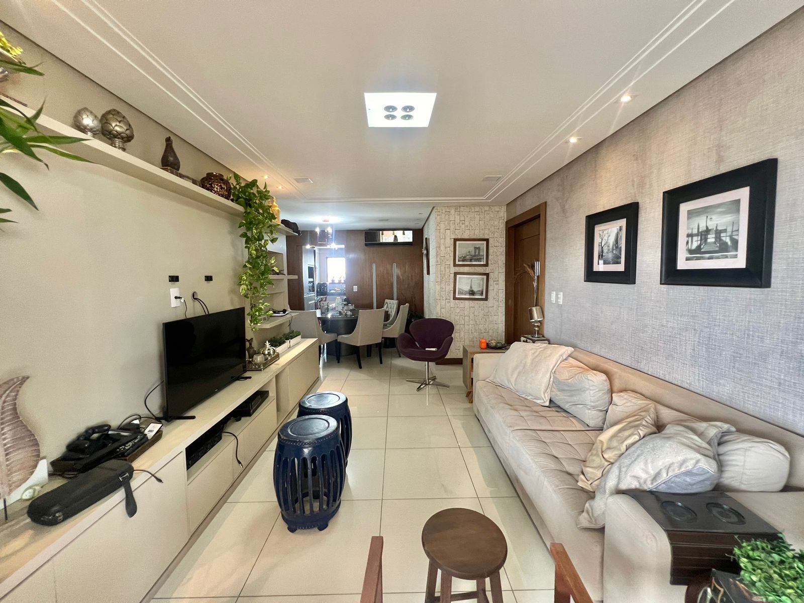 Imagem Apartamento com 3 Quartos à Venda, 178 m²em Batista Campos - Belém