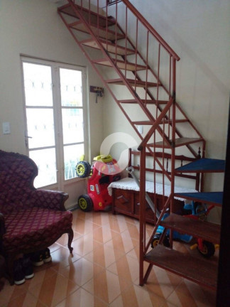 Imagem Casa com 4 Quartos à Venda,  em São Domingos - Niterói