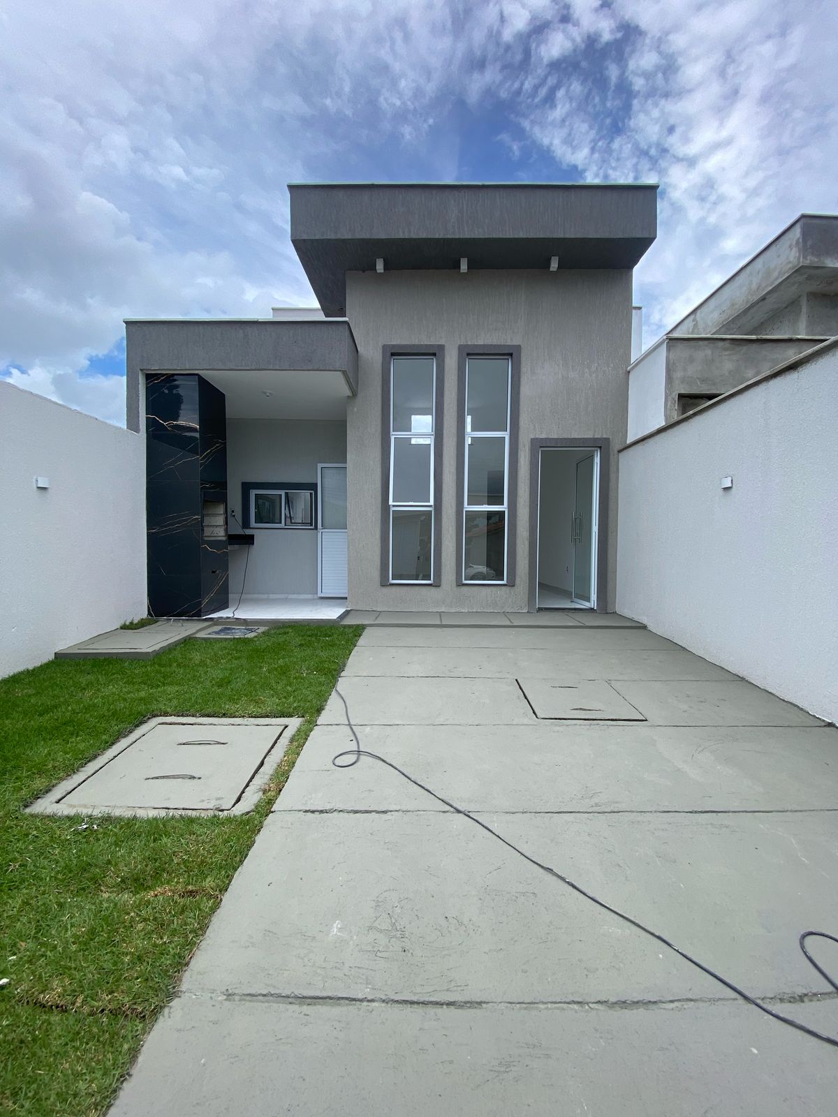 Casa com 3 Quartos à Venda, 95 m² em Urucunema - Eusébio