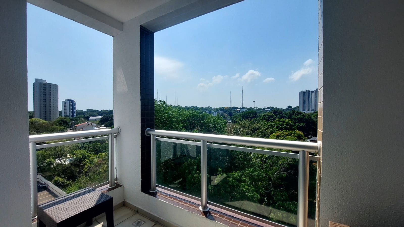 Imagem Apartamento com 3 Quartos para Alugar, 77 m²em Aleixo - Manaus Imagem Apartamento com 3 Quartos para Alugar, 77 m²em Aleixo - Manaus