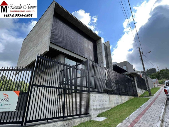 Imagem Casa com 4 Quartos à Venda, 407 m²em Mina Brasil - Criciúma Imagem Casa com 4 Quartos à Venda, 407 m²em Mina Brasil - Criciúma