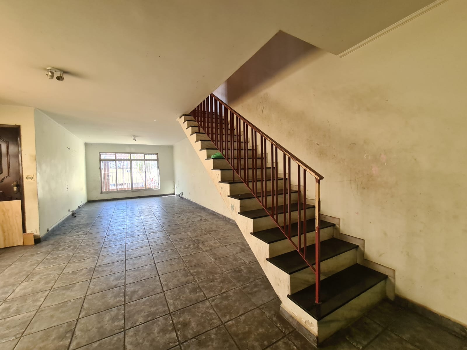Imagem Sobrado com 4 Quartos à Venda, 138 m² em Parque Fongaro - São Paulo