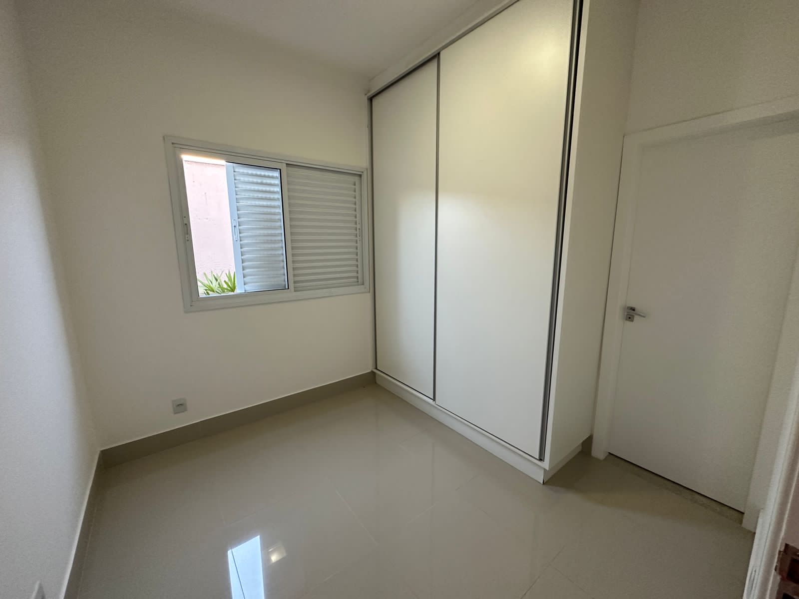 Imagem Casa com 3 Quartos à Venda, 150 m²em Alto Umuarama - Uberlândia