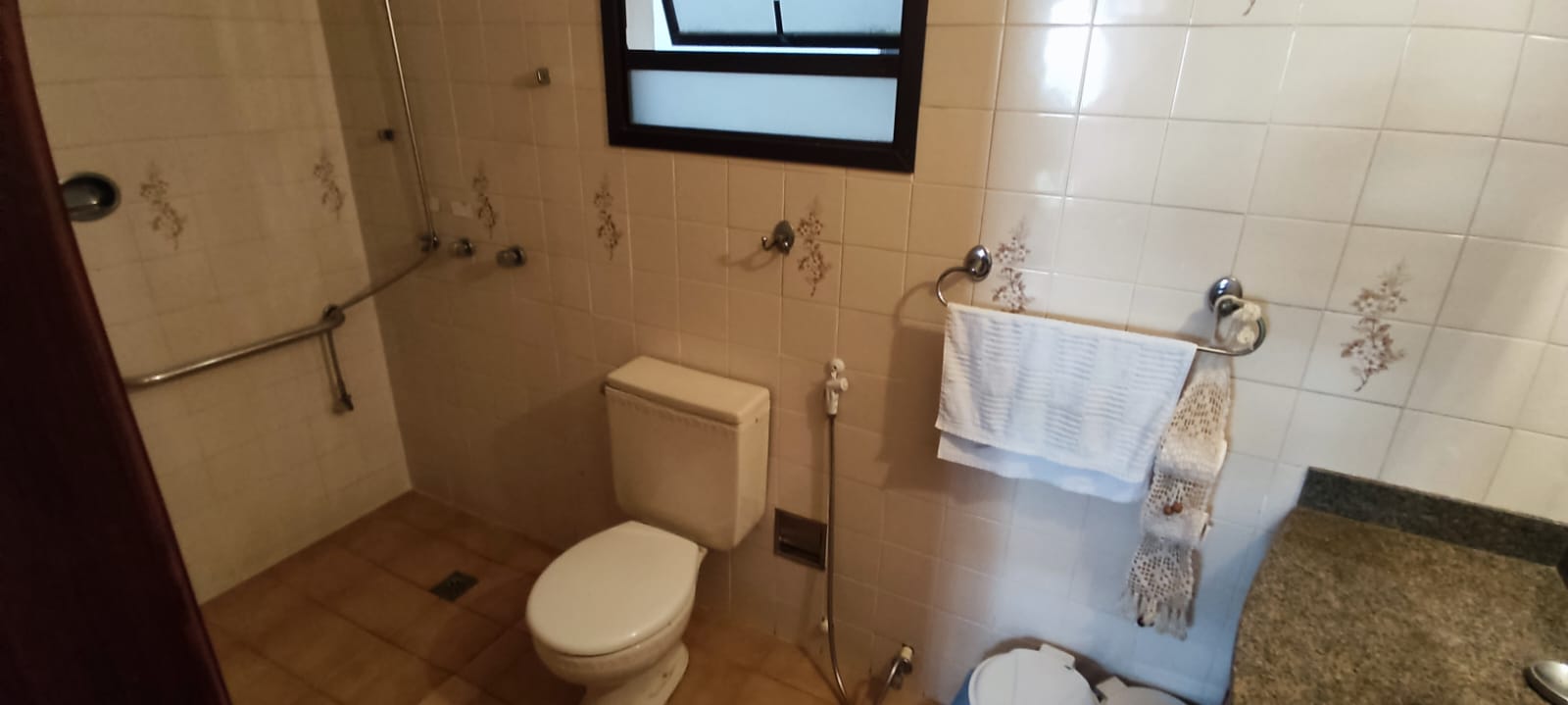 Imagem Apartamento com 4 Quartos à Venda, 185 m²em Icaraí - Niterói