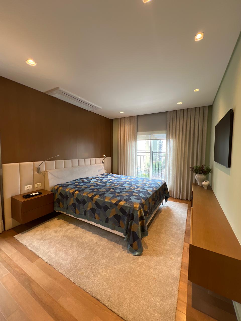Imagem Apartamento com 3 Quartos à Venda, 256 m² em Cambuí - Campinas