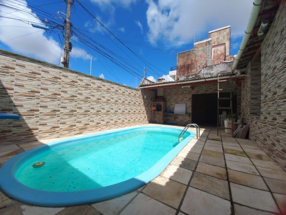 Imagem Casa com 3 Quartos para Alugar,  em Centro - Parnamirim