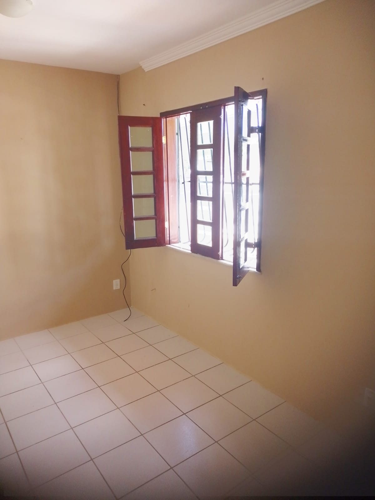 Imagem Casa com 3 Quartos à Venda, 110 m²em Itaperi - Fortaleza