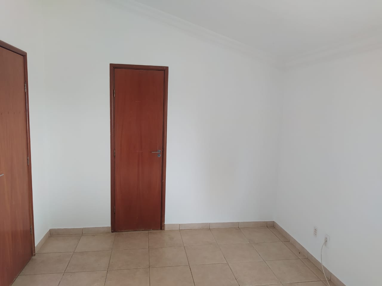Imagem Casa de Condomínio com 3 Quartos à Venda, 200 m²em Jardim Ana Lúcia - Goiânia Imagem Casa de Condomínio com 3 Quartos à Venda, 200 m²em Jardim Ana Lúcia - Goiânia