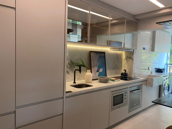 Imagem Apartamento com 2 Quartos à Venda, 136 m² em Jardim das Acácias - São Paulo