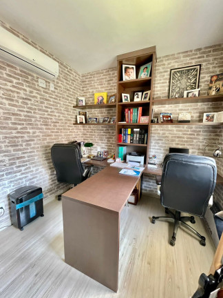 Imagem Apartamento com 4 Quartos à Venda, 141 m² em Cambuí - Campinas