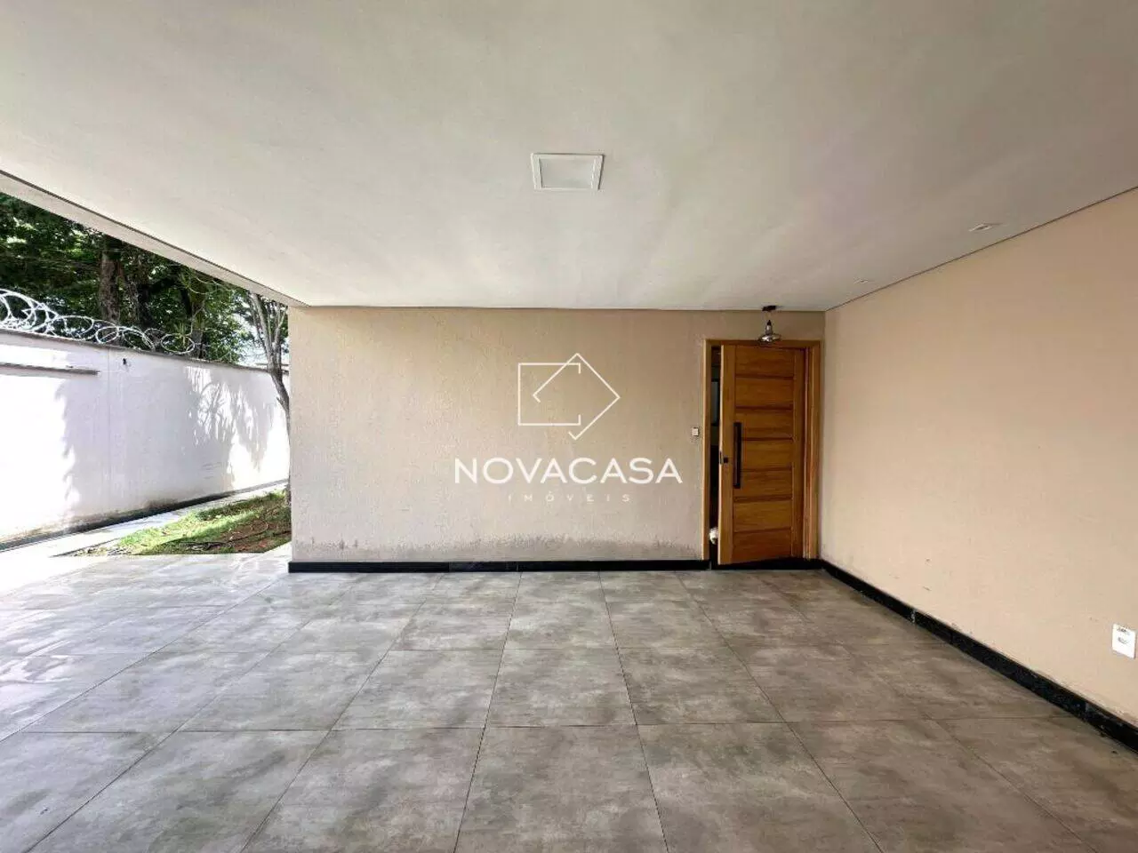Imagem Casa com 5 Quartos à Venda, 250 m² em Rio Branco - Belo Horizonte
