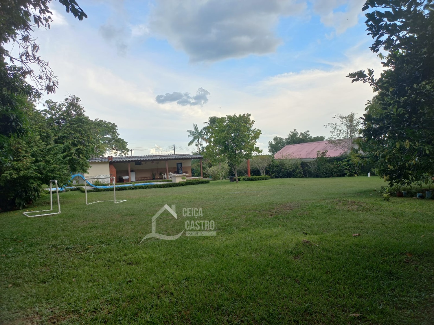 Imagem Chácara com 2 Quartos à Venda, 2 m²em Tarumã-Açu - Manaus Imagem Chácara com 2 Quartos à Venda, 2 m²em Tarumã-Açu - Manaus