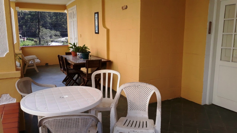 Imóvel Comercial à Venda ou Locação, 245 m² em Capivari - Campos do Jordão