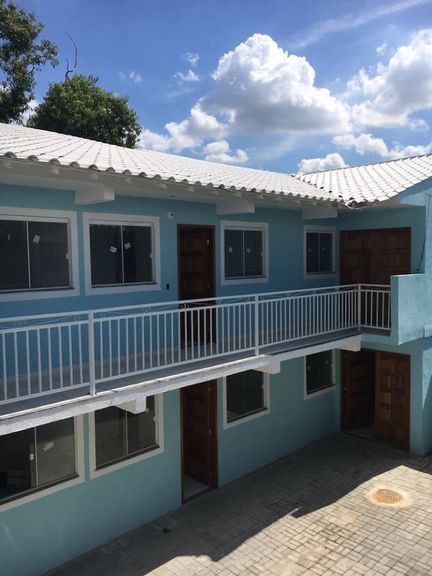Imagem Casa com 2 Quartos à Venda, 40 m² em Cosmos - Rio De Janeiro Imagem Casa com 2 Quartos à Venda, 40 m² em Cosmos - Rio De Janeiro